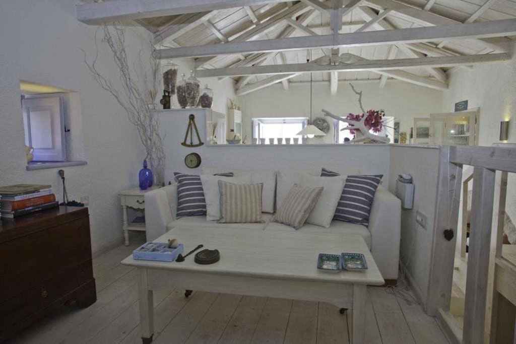 Beautiful Dollhouse In Hydra Villa Bagian luar foto